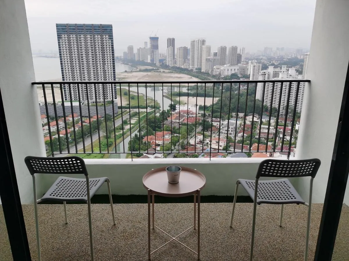 Lm Homeya 3 Bdrm Coastline View Condo For 4-14 Pax With Netflix & Coway Water Purifier Tanjung Tokong