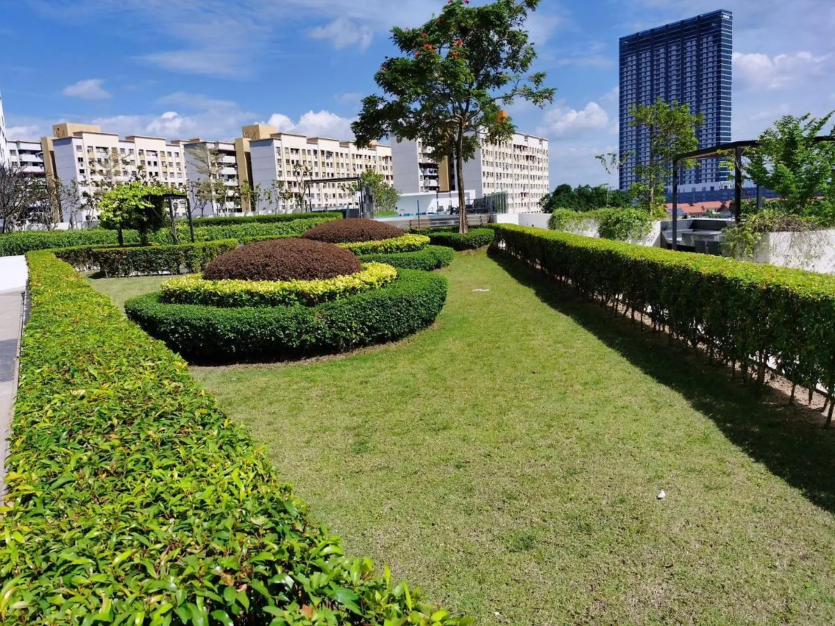 Lm Homeya 3 Bdrm Coastline View Condo For 4-14 Pax With Netflix & Coway Water Purifier Tanjung Tokong Malaysia